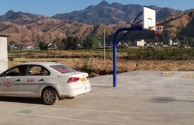 灵山驾校