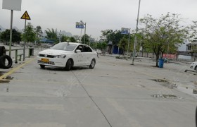 百才驾校
